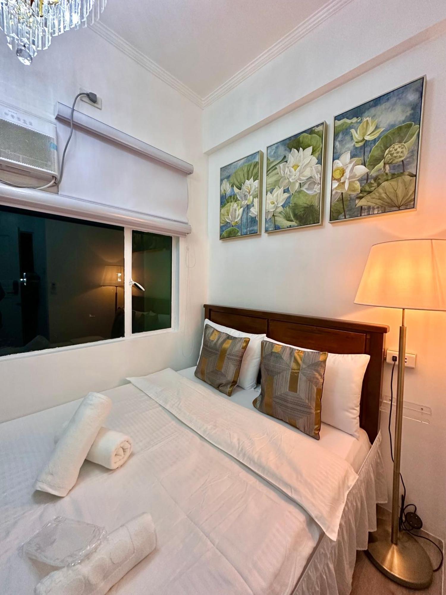 Studio Two Condominium, Alabang - Gold Fiber Wi-Fi -Netflix Ready Muntinlupa City Екстер'єр фото